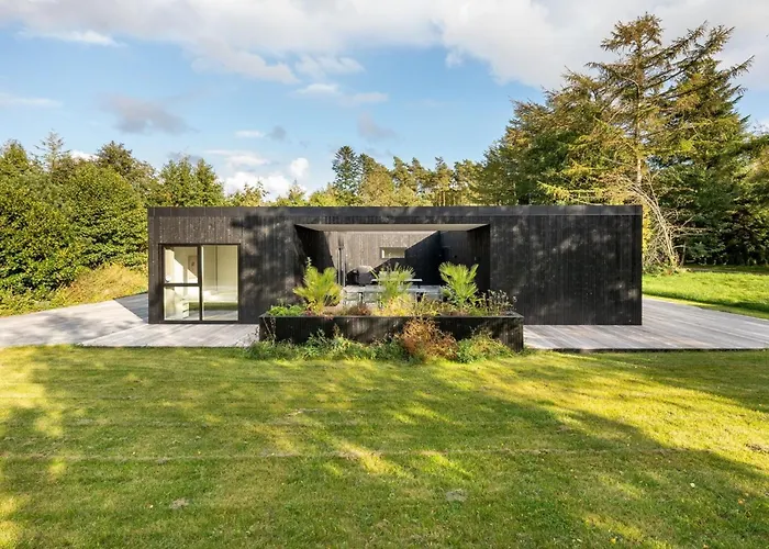 Hortense - 900m From The Sea By Interhome